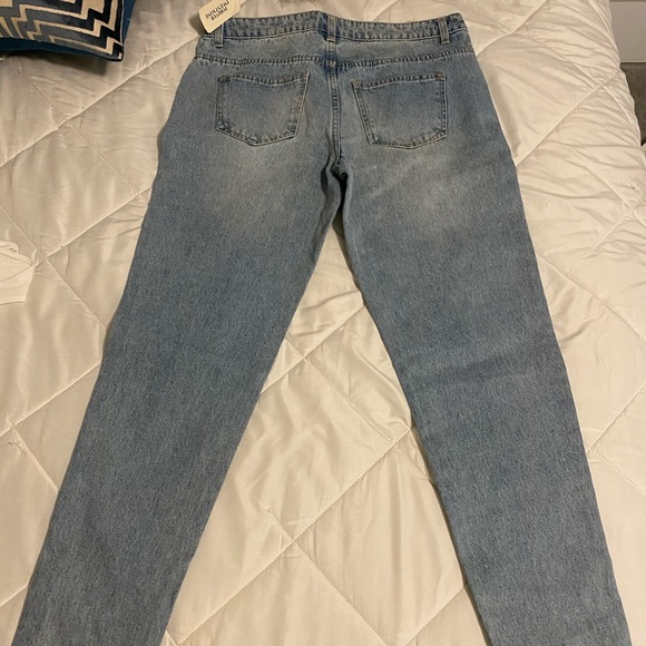 Jeans - Picture 3 of 3